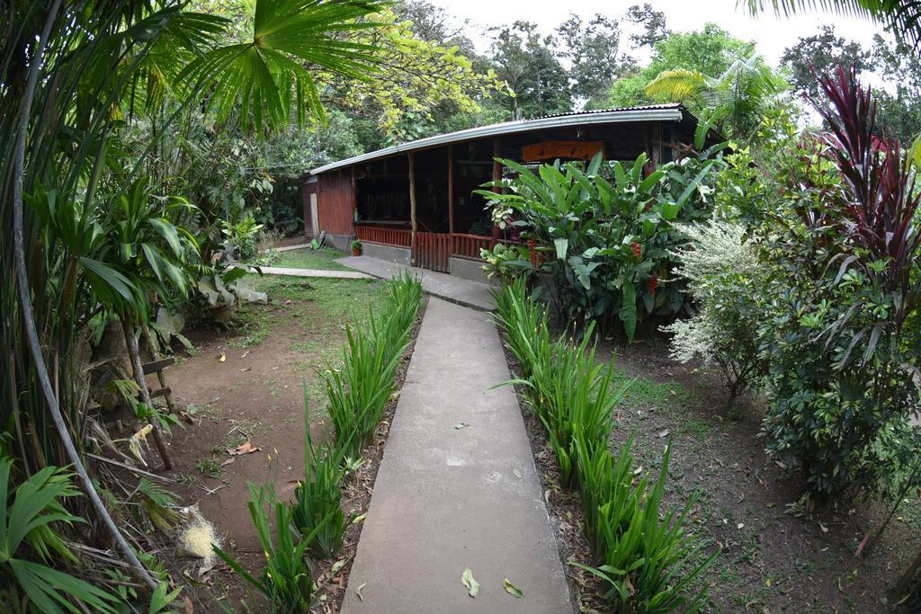 Finca Verde Lodge Bijagua Exterior photo
