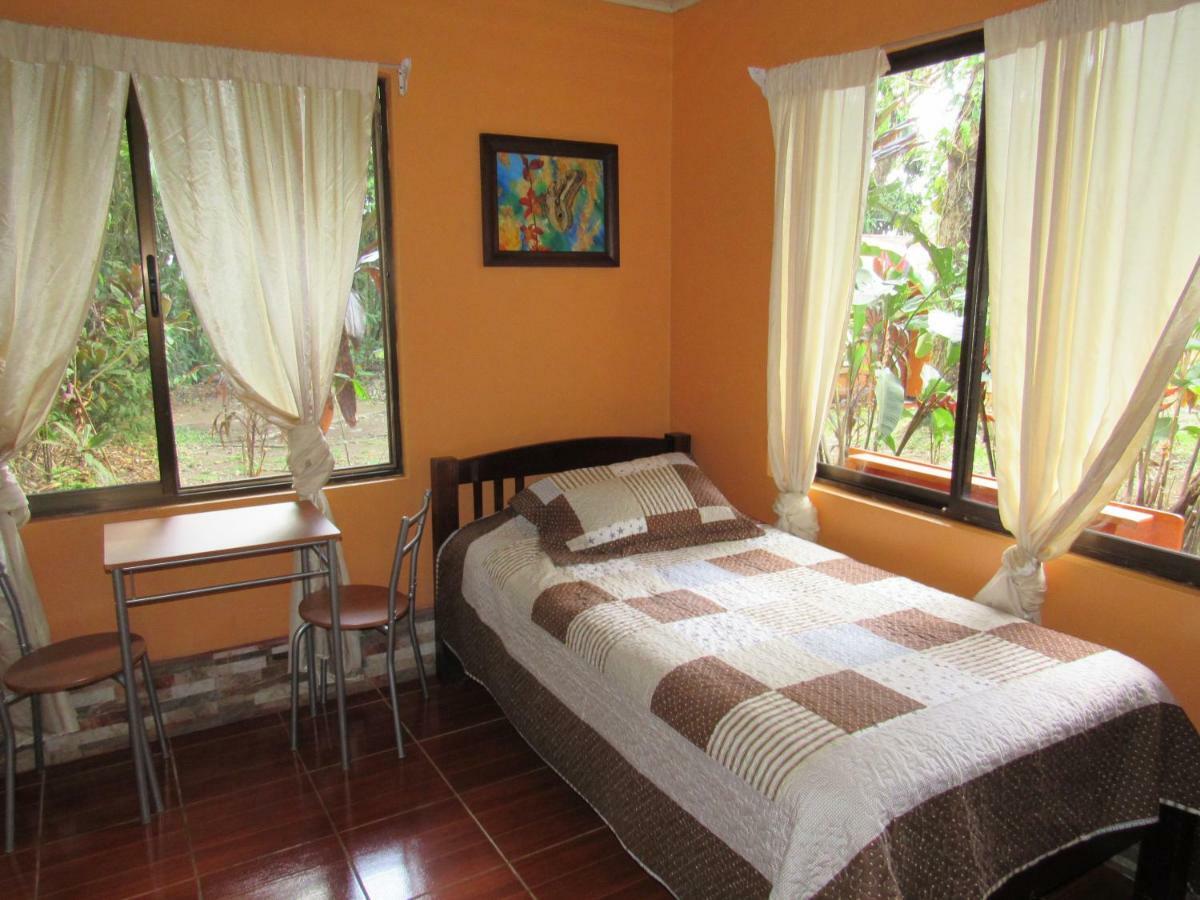 Finca Verde Lodge Bijagua Exterior photo